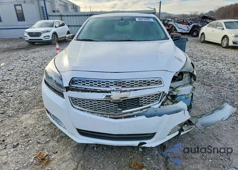 2013 Chevrolet Malibu Ls z USA, uszkodzony, nr VIN 1G11B5SA9DF171553